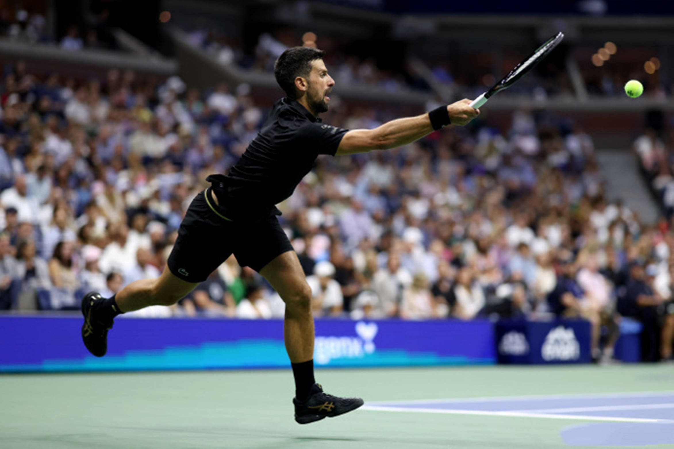 爱游戏官网入口包含比赛局势复杂引爆全场！，德约科维奇意外战胜DWG上演精彩一战的词条