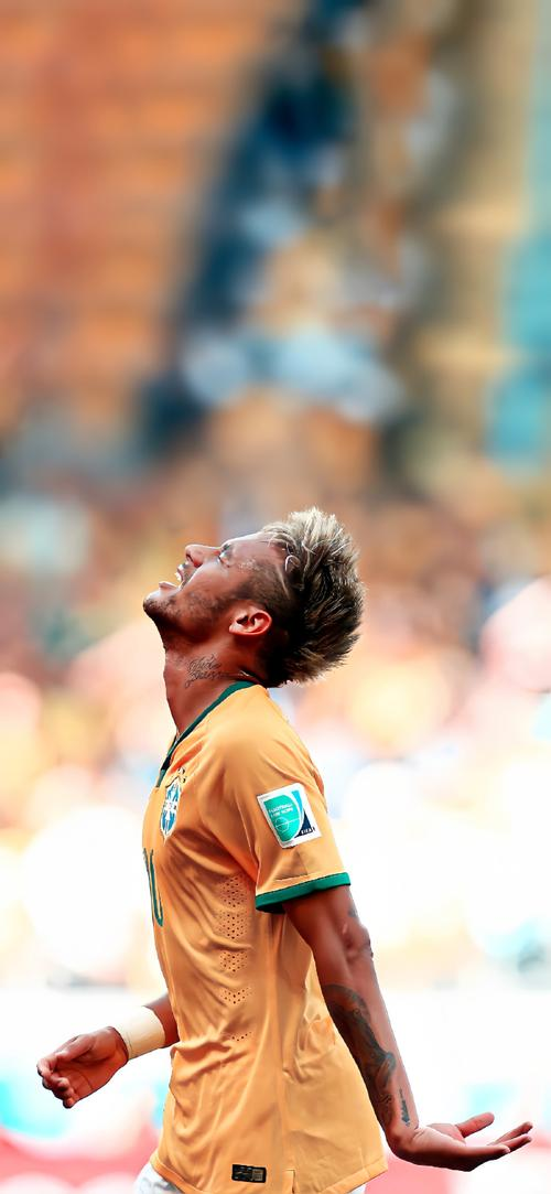 AYX体育官方入口内马尔在公牛比赛中挺进下一轮，高光表现引发热议！的简单介绍