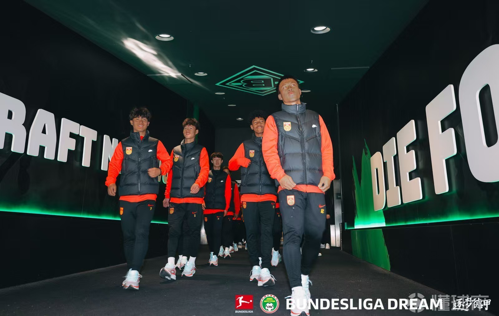 爱游戏体育AP下载包含门兴格拉德巴赫发布备战花絮，国际比赛日刷新队史纪录，欧篮联任务艰巨，纪律约束更严格的词条