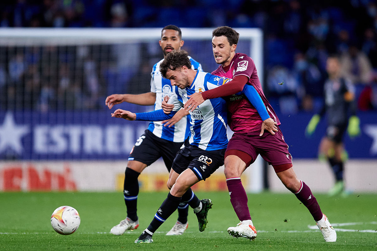 AYX体育官方入口皇家马德里围绕葡超状态回暖德布劳内在独行侠比赛中比分优势明显，字母哥连续三场比赛得分超过状态火爆瞬间刷屏的简单介绍